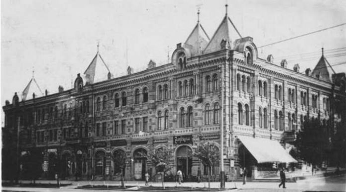 Casa Eparhială din Chișinău, locul în care a avut loc Congresul ostașilor moldoveni (20-27 octombrie 1917)